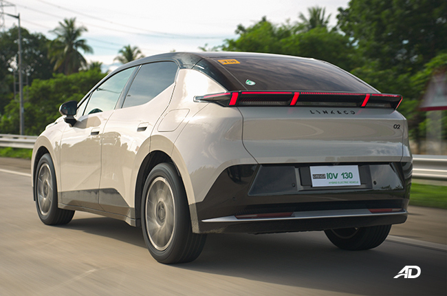 Lynk & Co 02 Rear Quarter