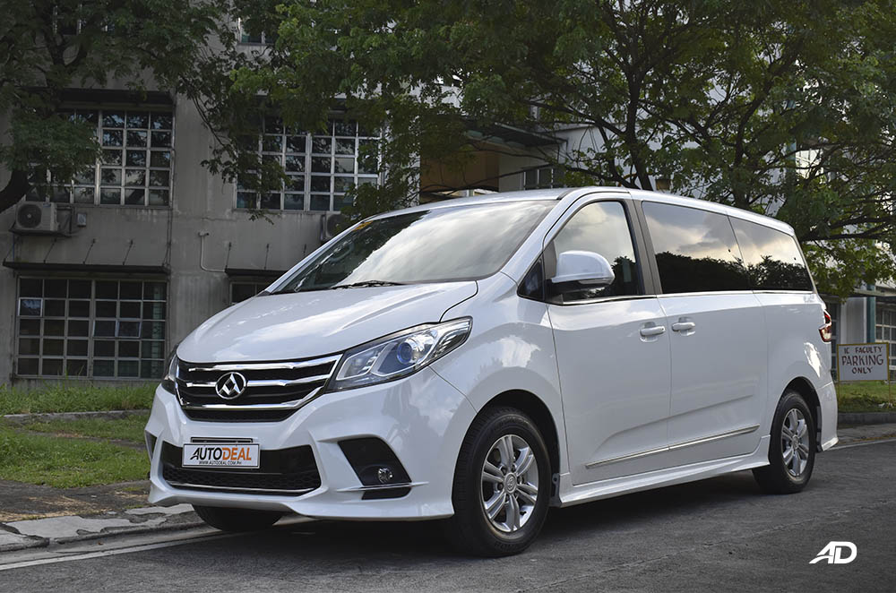 Maxus g10 exterior side shot front quarter