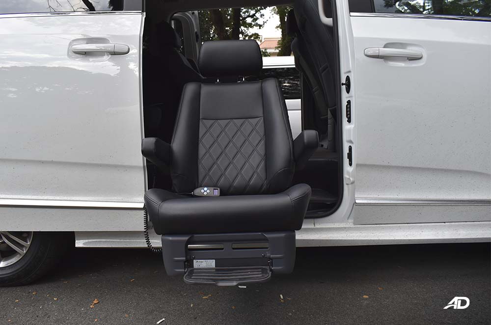 maxus g10 interior road Assist seat