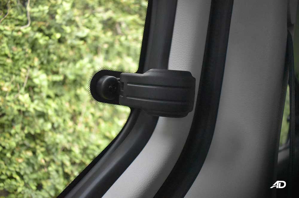 Maxus g10 Interior road test passenger window lock