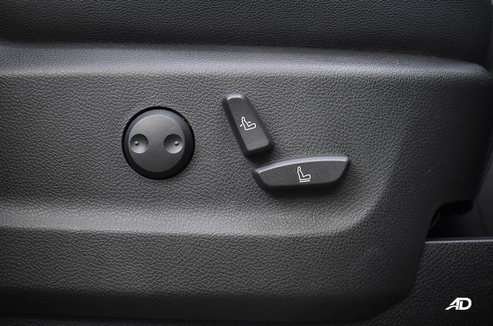 maxus g10 interior road test power seat functions