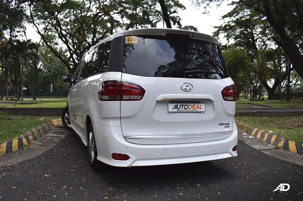 maxus g10 rear quarter view road test