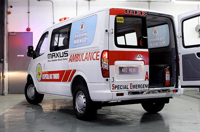 Maxus V80 ambulance rear