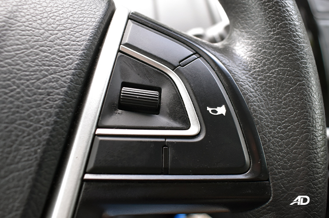 Maxus V80 Comfort Interior horn