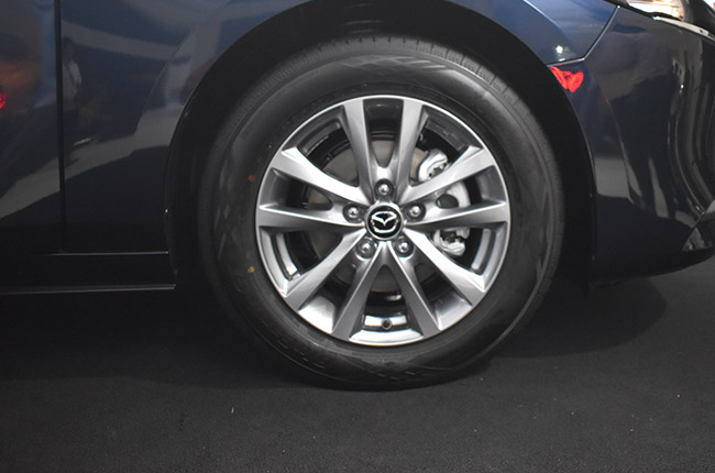 Mazda 3 16 inch wheels