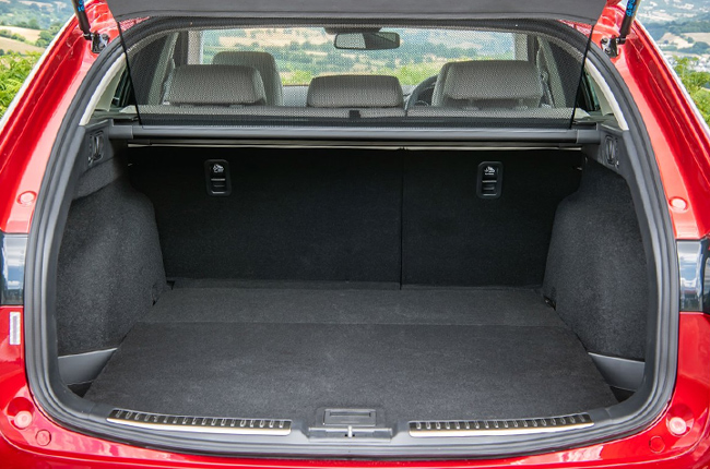 Mazda 6 Sportswagon  Cargo