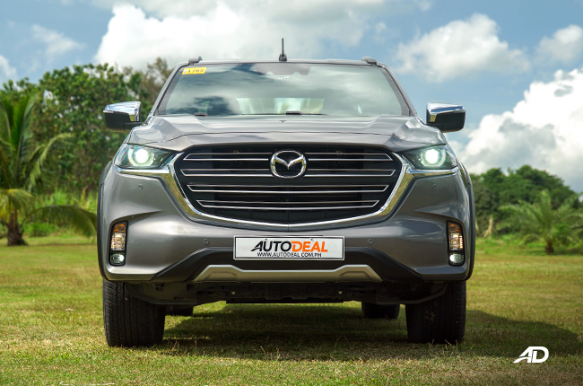 Mazda BT-50 front