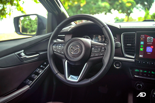 Mazda BT-50 interior steering wheel