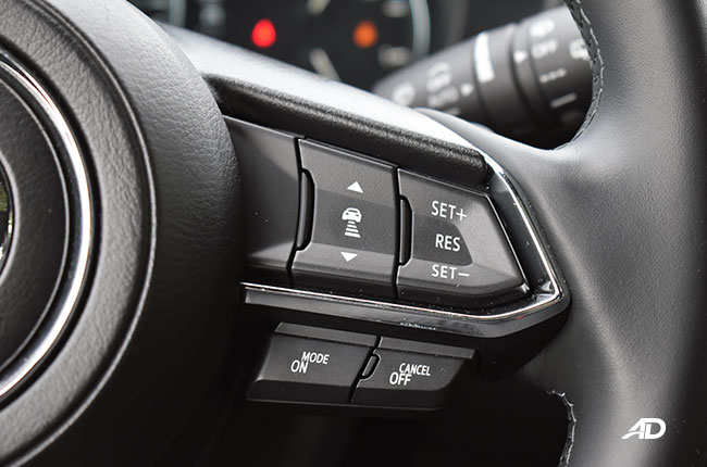 Mazda CX-5 2.5 AWD Turbo interior cruise control