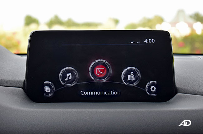 Mazda CX-5 2.5 AWD Turbo interior infotainment