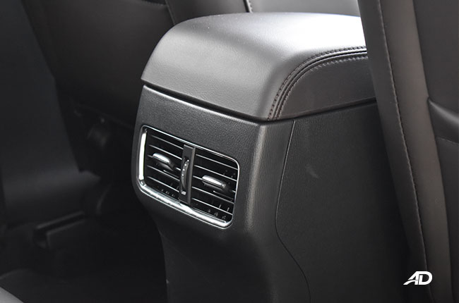 Mazda CX-5 2.5 AWD Turbo interior rear air vent