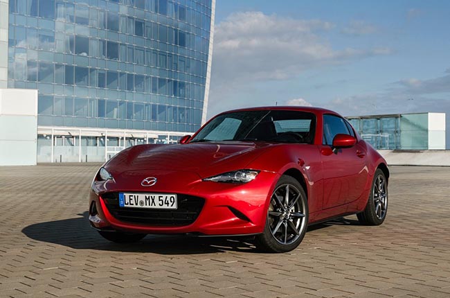 mazda miata press photo