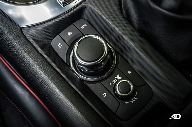 Mazda MX-5 RF interior