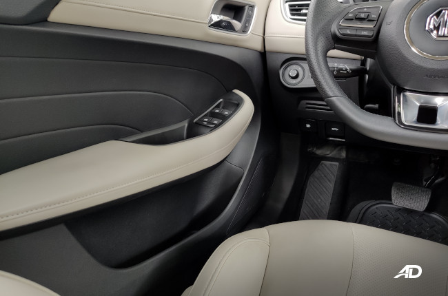 MG 5 1.5 L Style CVT Philippines Interior Door Cards