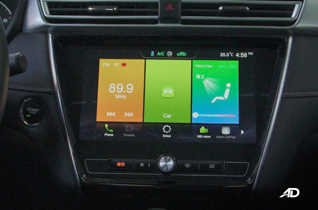 MG 5 Alpha infotainment system