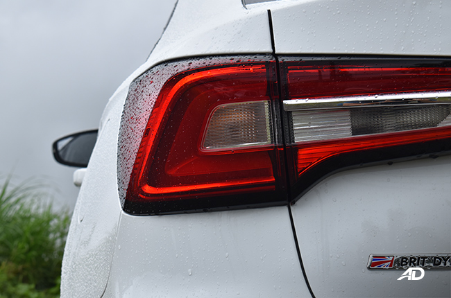 MG 5 Core Plus exterior tail light