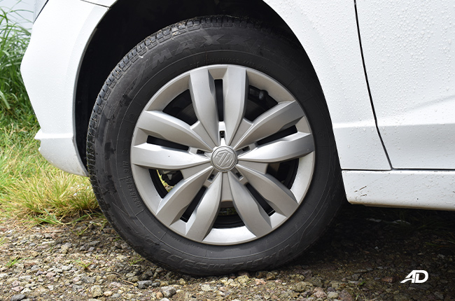 MG 5 Core Plus steel wheels