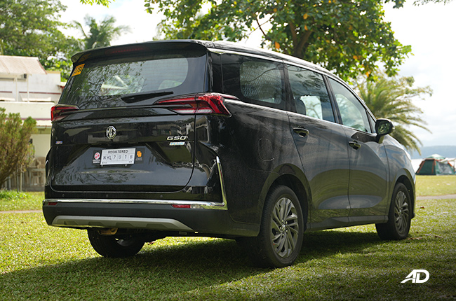 MG G50 Plus Lux DCT Rear Quarter