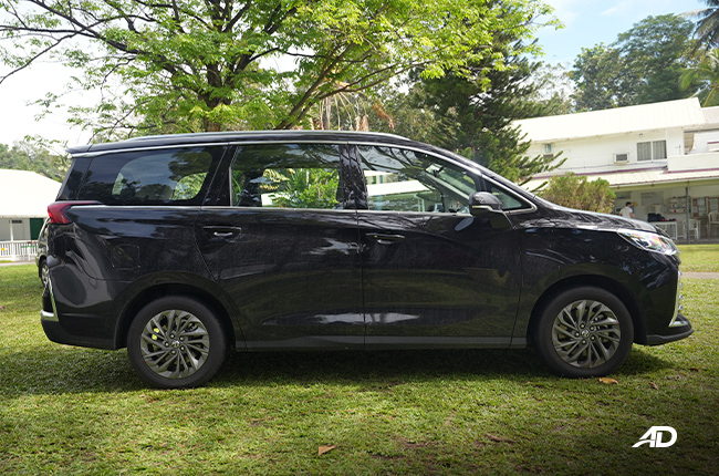 MG G50 Plus Lux DCT Side