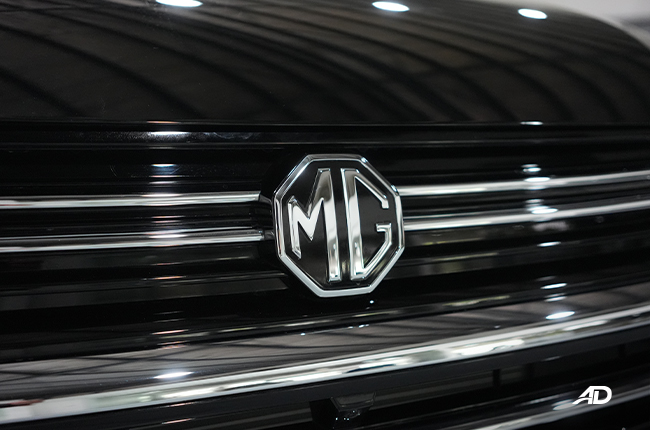 MG G50 Plus MG Badge
