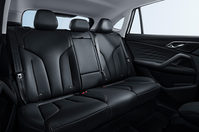 MG HS Hybrid+ Rear Seats