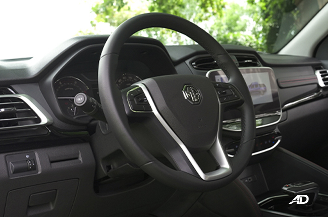 MG TRQ-L Steering Wheel