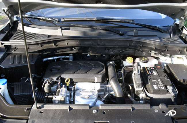 MG ZST exterior 1.3-liter engine