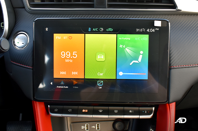 MG ZST interior infotainment system