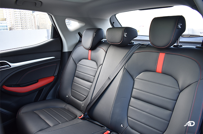 MG ZST interior passenger seats