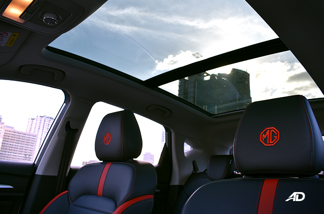MG ZST interior sunroof