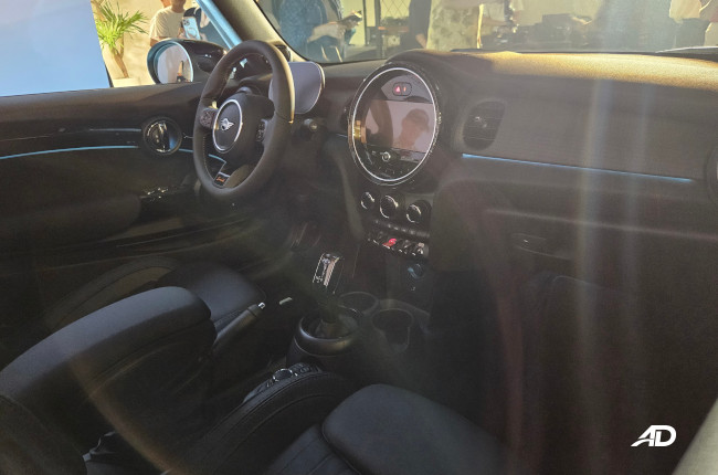 MINI Convertible Seaside Edition Interior