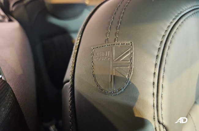 MINI Convertible Seaside Edition Leather Badging