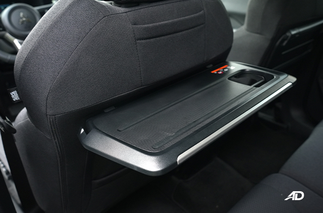 Mitsubishi Destinator Tray Table