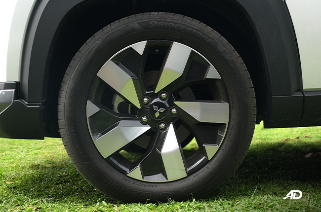 Mitsubishi Destinator Wheel