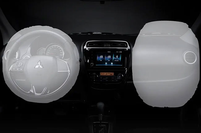 Mitsubishi Mirage G4 air bags