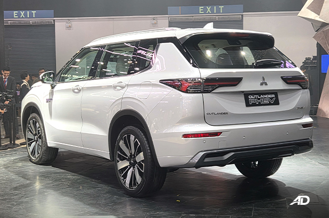 Mitsubishi Outlander Exterior 4