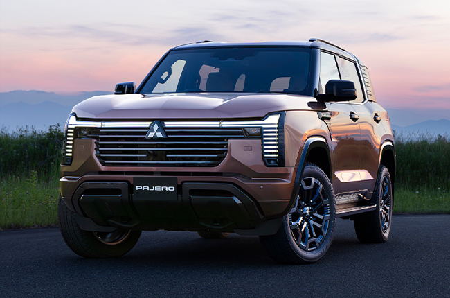Mitsubishi Pajero Exterior