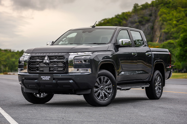 Mitsubishi Triton Double Cab Front
