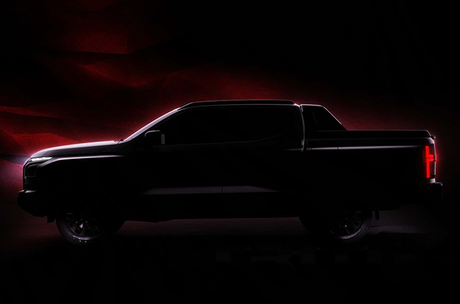 Mitsubishi Triton Teaser Side 