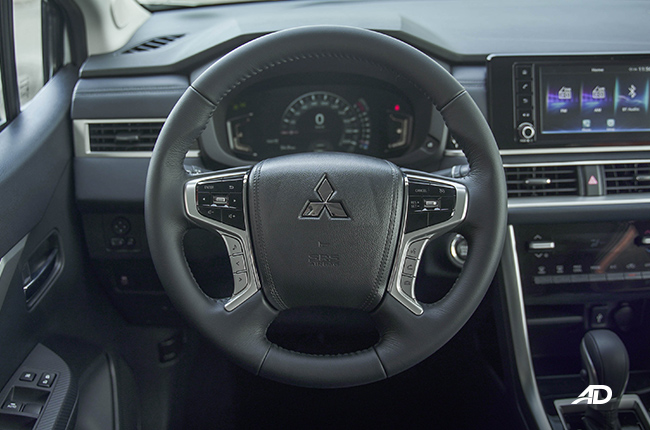 Mitsubishi Xpander Cross interior