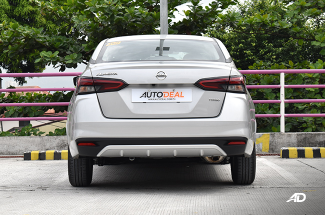 Nissan Almera exterior rear