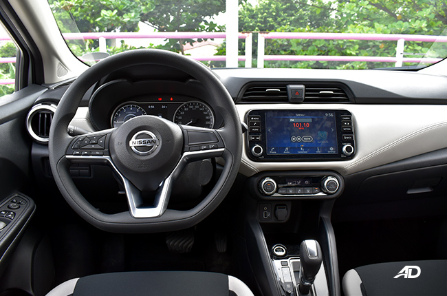 Nissan Almera interior dashboard