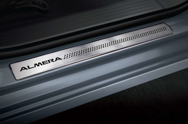 Nissan Almera Kuro GT 