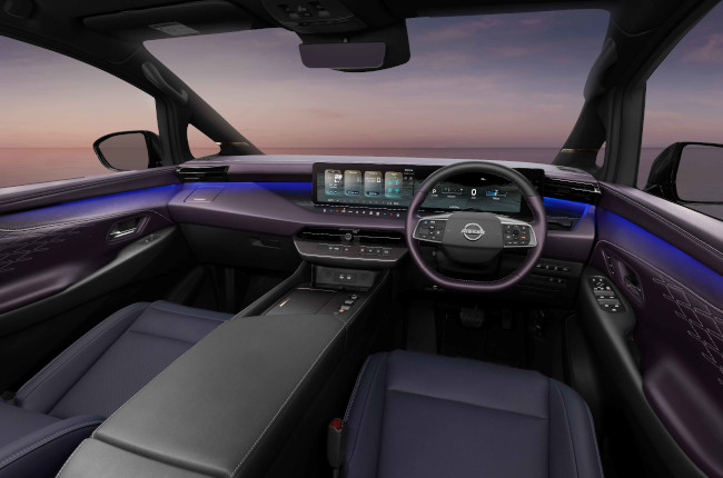 Nissan Elgrand Dashboard