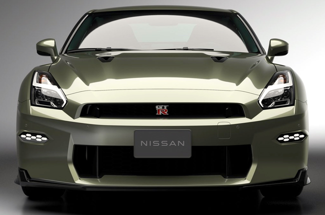 Nissan GT-R