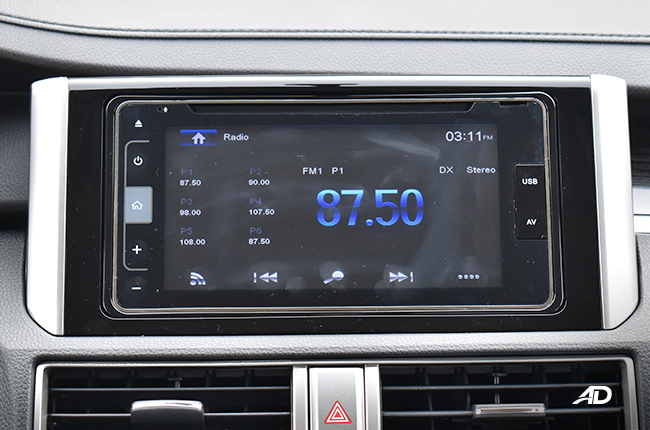 Nissan Livina Interior infotainment