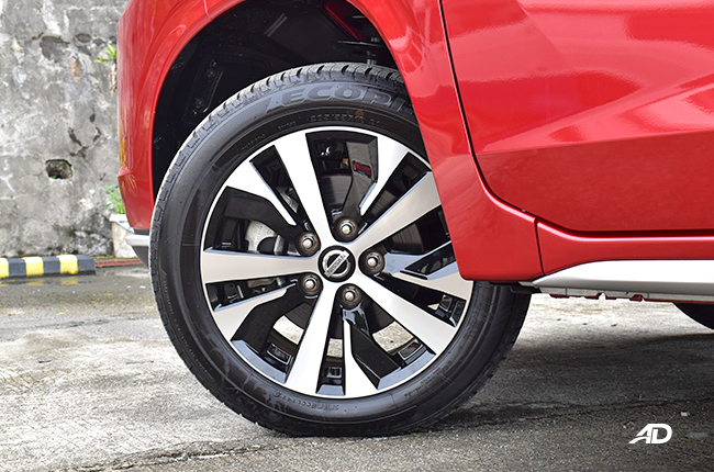 Nissan Livina wheel