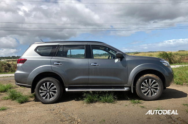Nissan Terra Side