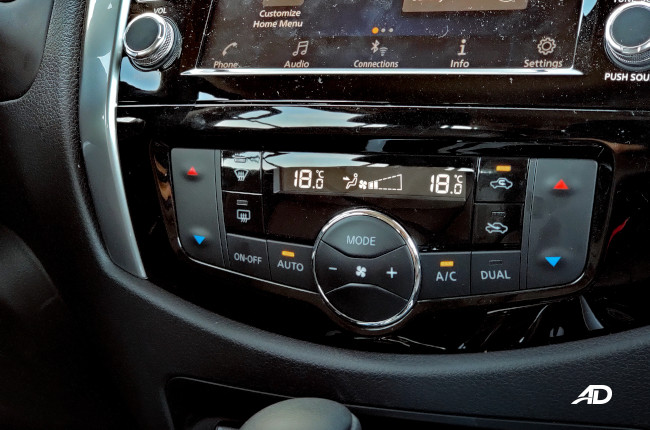 Nissan Terra VL 4x2 Climate Control Buttons