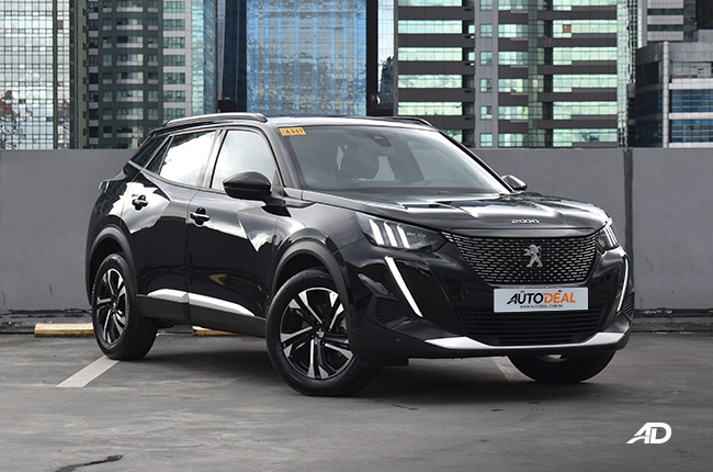 Peugeot 2008 exterior front quarter